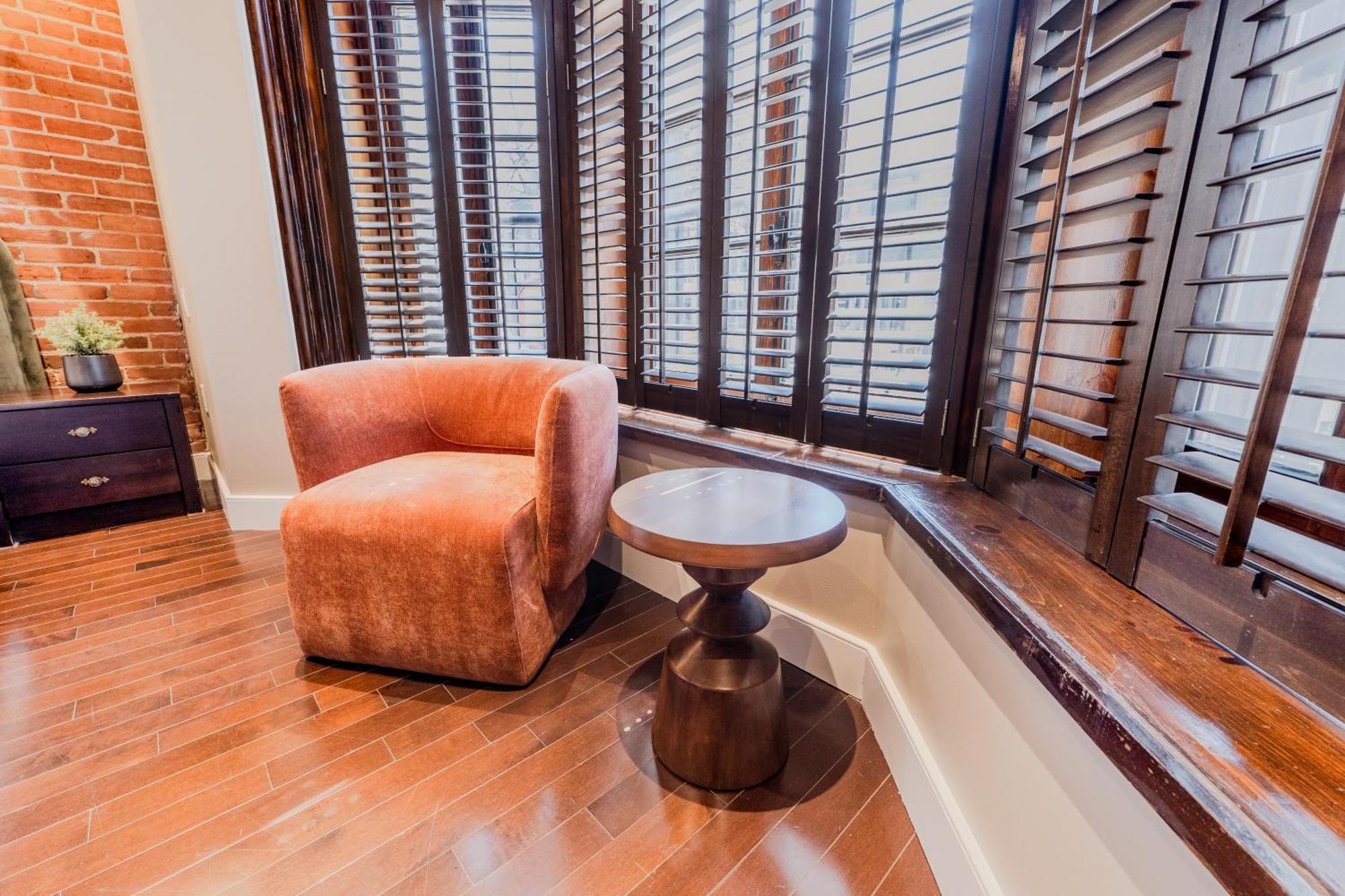 Self Check-In Boutique Hotel - Quartier Latin - Room 101 Montreal Exterior photo