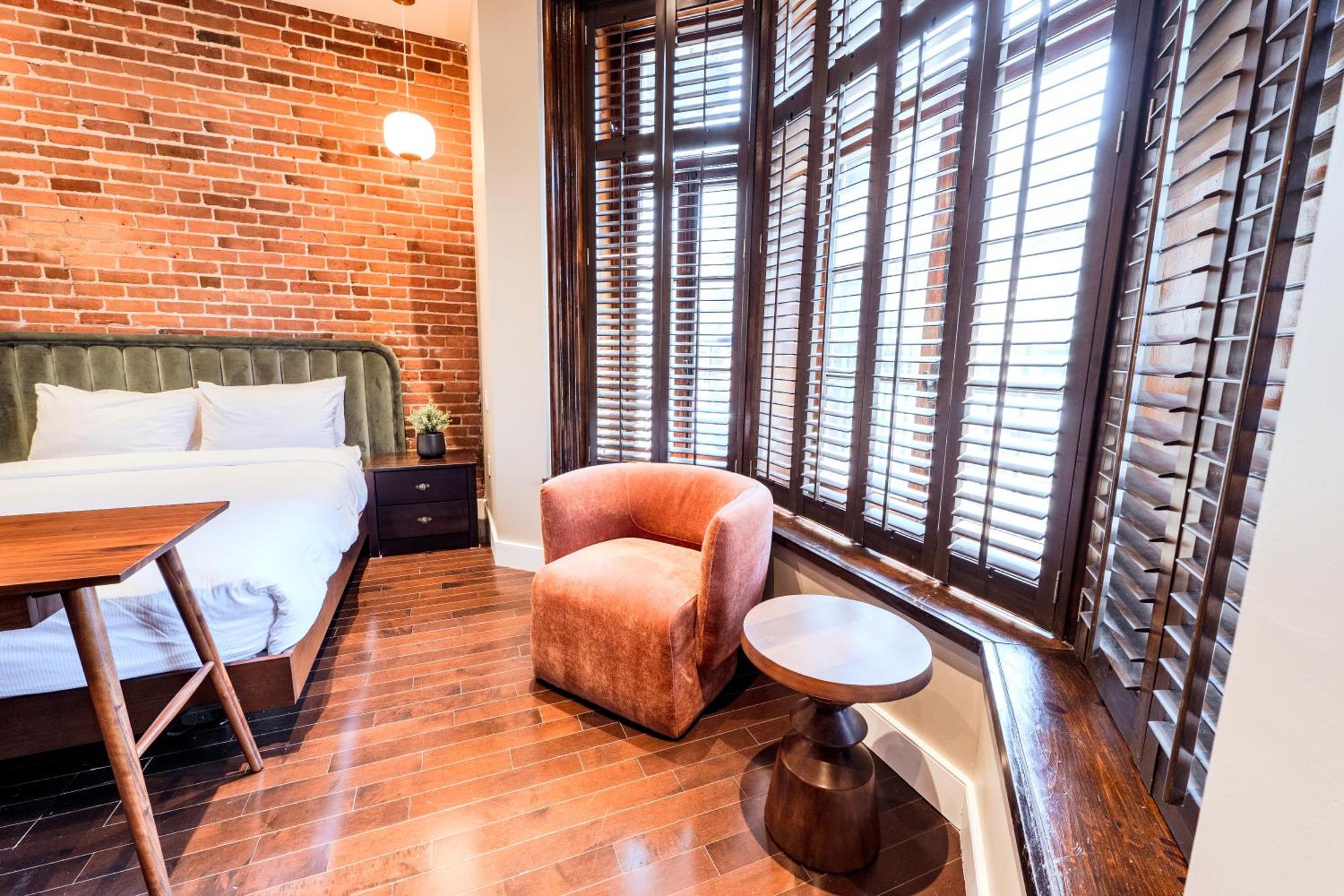 Self Check-In Boutique Hotel - Quartier Latin - Room 101 Montreal Exterior photo